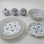 688 1657 PORCELAIN